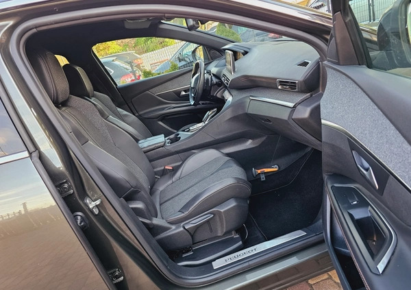 Peugeot 3008 cena 84900 przebieg: 168000, rok produkcji 2018 z Poręba małe 631